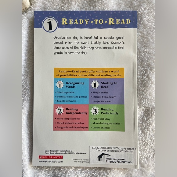 Scholastic Book Bundle - Picture 4 of 16